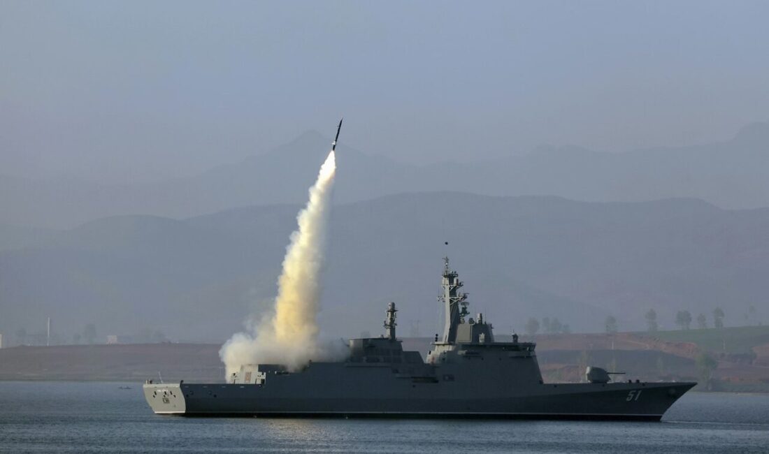 Kuzey Kore yönetimi, geçtiğimiz hafta denize indirdiği 5 bin tonluk