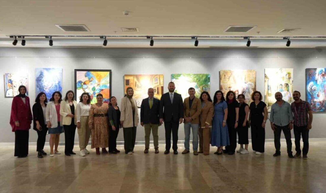 Tekirdağ’da görev yapan resim öğretmenlerinin eserlerinden oluşan “Birlikten Renk Doğar”